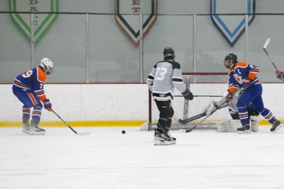 Varsity against Wantagh / Seaford / Plainedge, December 10, 2023 — photo 38 of 47