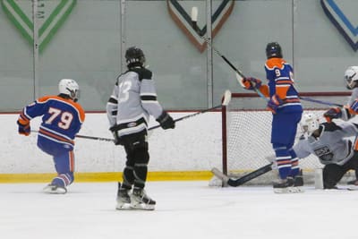 Varsity against Wantagh / Seaford / Plainedge, December 10, 2023 — photo 39 of 47