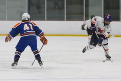 Varsity against Manhasset, December 22, 2023 — photo 21 of 47