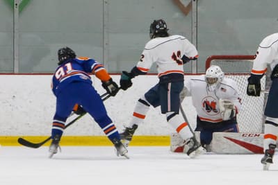 Varsity against Manhasset, December 22, 2023 — photo 29 of 47