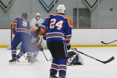 Varsity against Manhasset, December 22, 2023 — photo 44 of 47