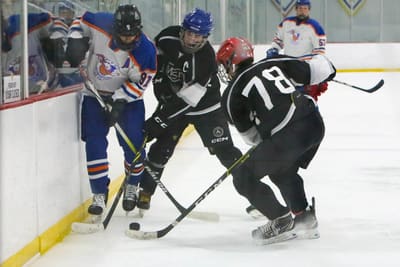 Varsity against Wantagh / Seaford / Plainedge, November 21, 2023 — photo 44 of 47